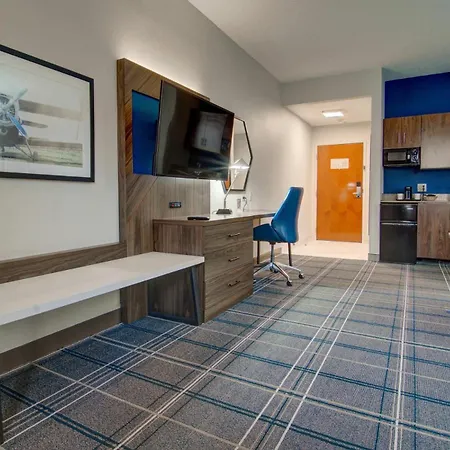 Comfort Suites Newport News Airport-3